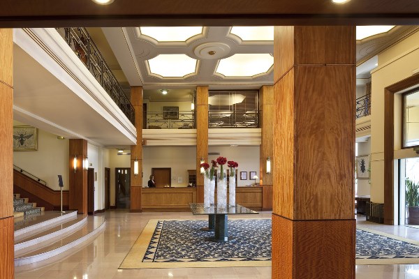 Imagen de los interiores del Hotel Le Continental Brest. Foto 5
