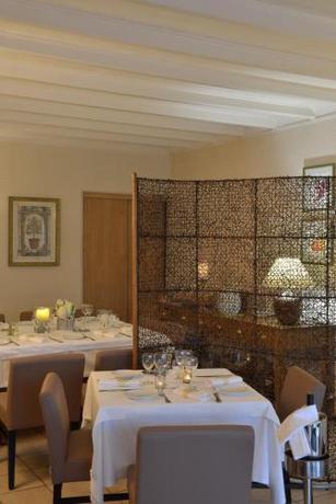 Imagen del bar/restaurante del Hotel Le Continental, CHATEAUROUX. Foto 3