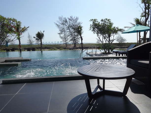 Imagen de la habitación del Hotel Le Coral Beach Resort and Cafe. Foto 10