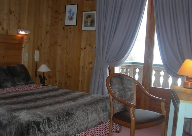 Imagen de la habitación del Hotel Le Cordonant. Foto 7