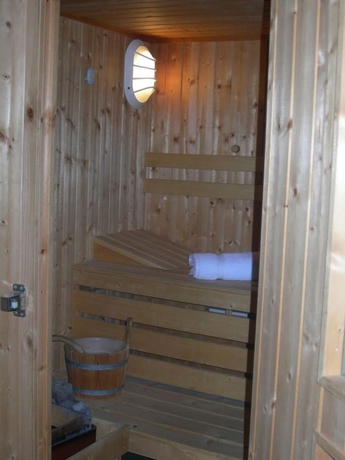 Imagen de la piscina del Hotel Le Cordonant. Foto 13
