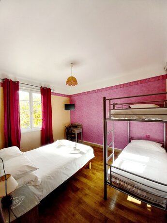 Imagen de la habitación del Hotel Le Costabonne. Foto 16