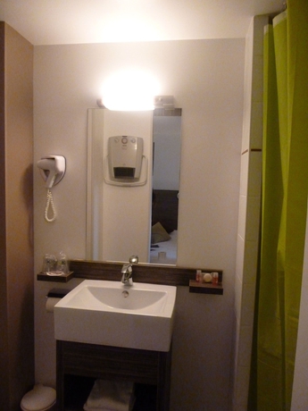 Imagen de la habitación del Hotel Le Cosy Blois Nord. Foto 11