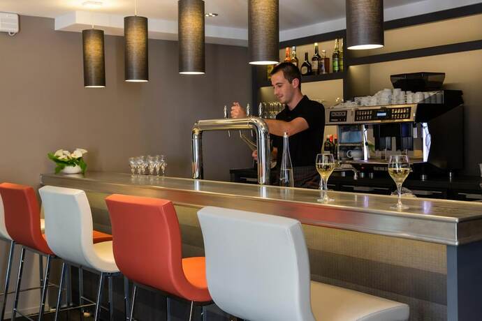 Imagen general del Hotel Le Cottage de Clairefontaine. Foto 4