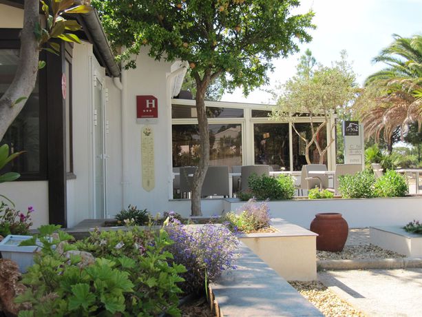 Imagen de la habitación del Hotel Le Coudon. Foto 5