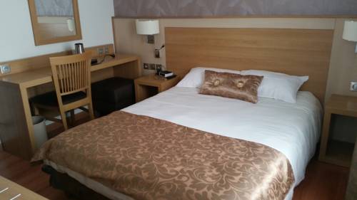 Imagen de la habitación del Hotel Le Coureau. Foto 2