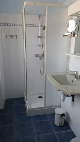 Imagen de la habitación del Hotel Le Coureau. Foto 12