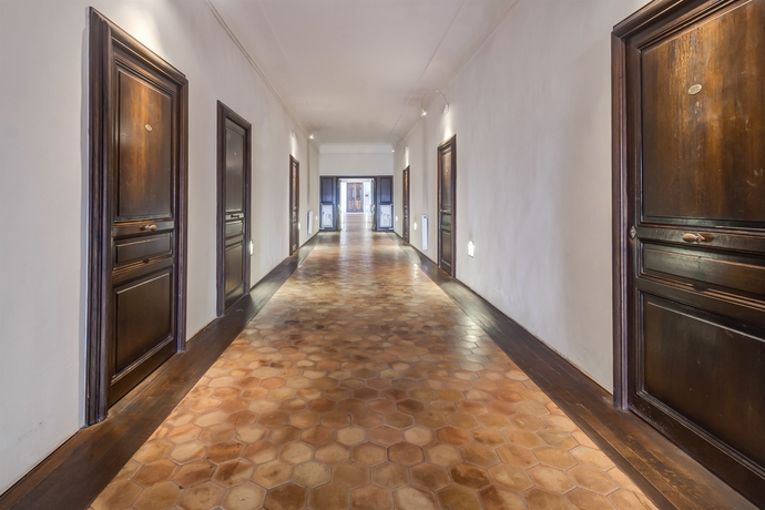 Imagen de los interiores del Hotel Le Couvent Royal. Foto 10