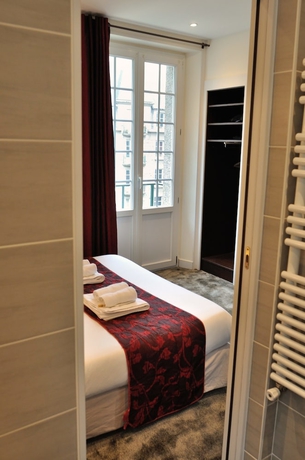 Imagen de la habitación del Hotel Le Croiseur. Foto 15