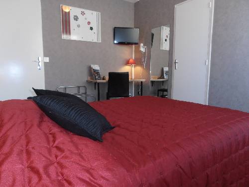 Imagen de la habitación del Hotel Le Crystal. Foto 7