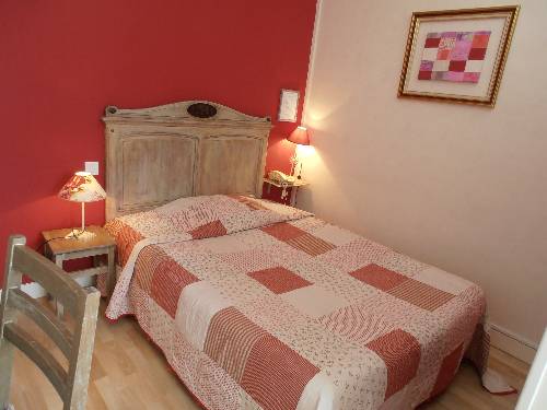 Imagen de la habitación del Hotel Le Crystal. Foto 13