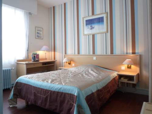 Imagen de la habitación del Hotel Le Crystal. Foto 15