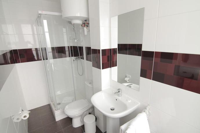 Imagen de los interiores del Hotel Le Daly's. Foto 8