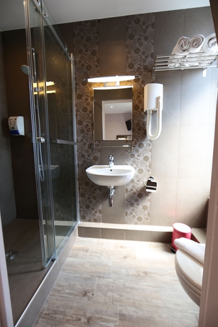 Imagen de la habitación del Hotel Le Daum. Foto 6