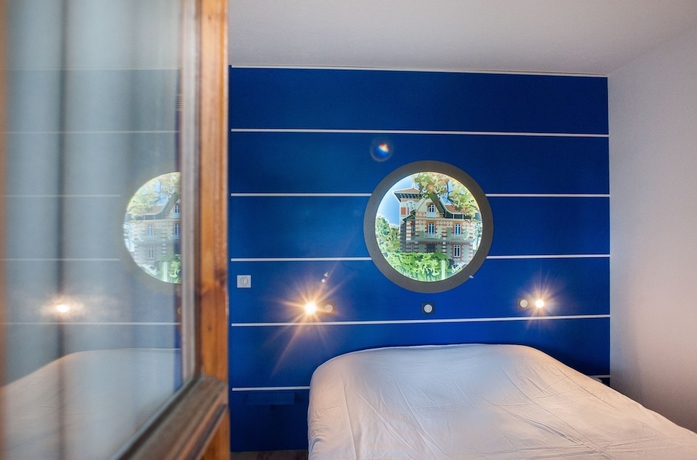 Imagen de la habitación del Hotel Le Dauphin, Arcachon. Foto 4