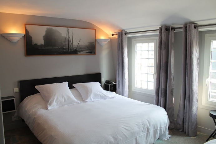 Imagen de la habitación del Hotel Le Dauphin Les Loges. Foto 4
