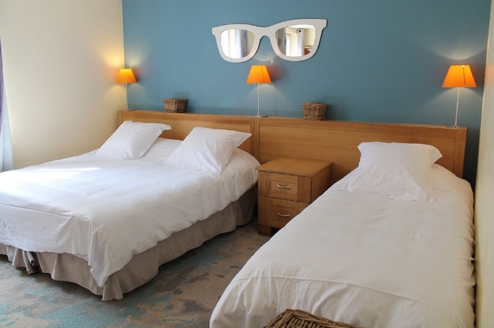 Imagen de la habitación del Hotel Le Dauphin Les Loges. Foto 7