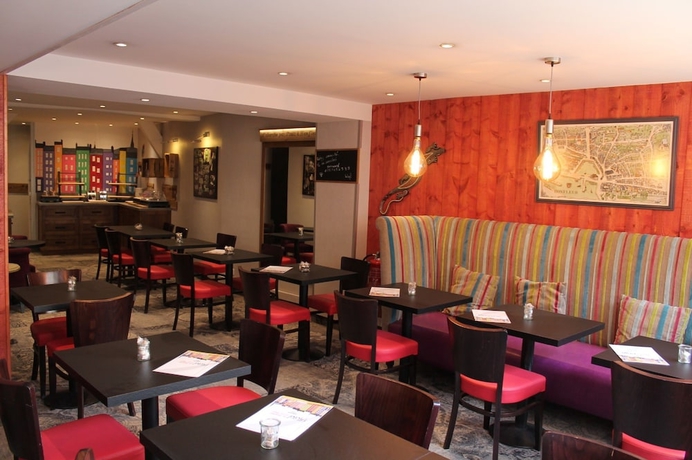 Imagen de los interiores del Hotel Le Dauphin Les Loges. Foto 17