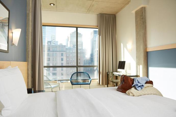 Imagen general del Hotel Le Dauphin Montreal Centre Ville. Foto 5