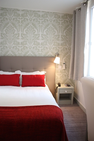 Imagen de la habitación del Hotel Le Dauphin, Quartier Boieldieu. Foto 7