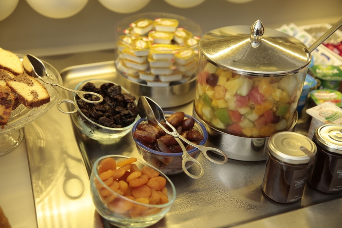 Imagen del bar/restaurante del Hotel Le Dauphin, Quartier Boieldieu. Foto 5