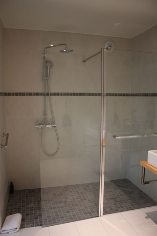 Imagen de la habitación del Hotel Le Dauphin, Quartier Boieldieu. Foto 10