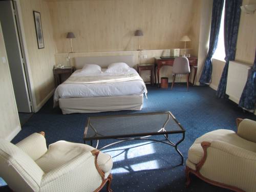 Imagen de la habitación del Hotel Le D'avaugour. Foto 9