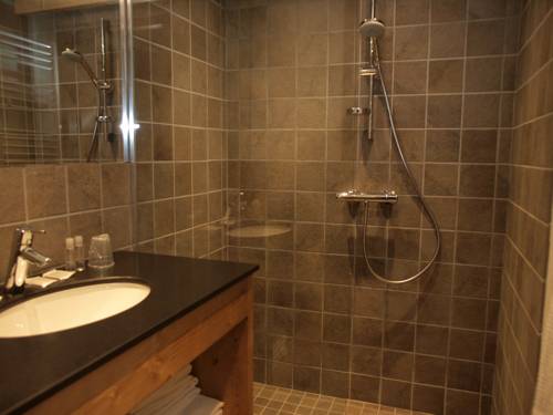 Imagen de la habitación del Hotel Le Delta and Spa. Foto 3