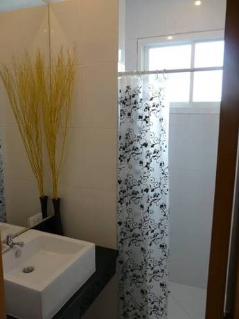 Imagen de la habitación del Hotel Le Desir Resortel. Foto 18