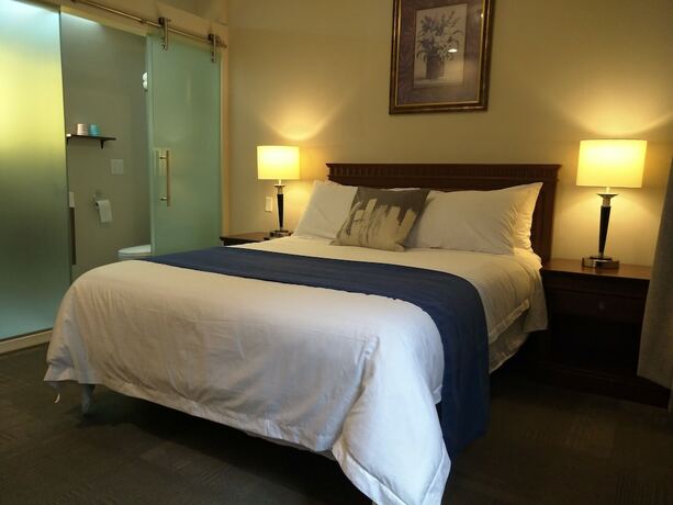 Imagen de la habitación del Hotel Le Deville. Foto 16