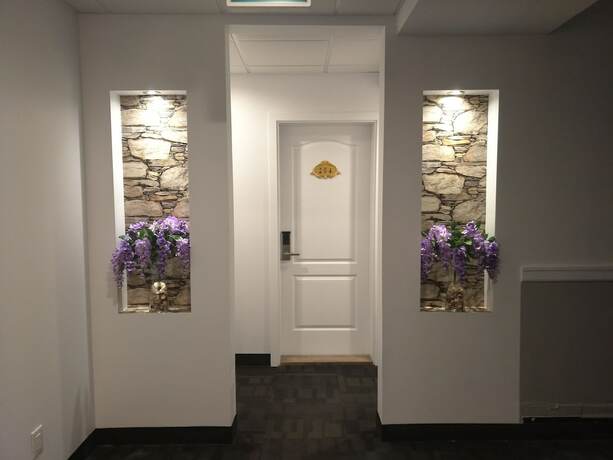 Imagen de los interiores del Hotel Le Deville. Foto 17