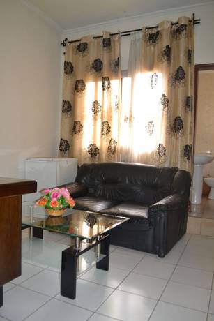 Imagen de la habitación del Hotel Le Diplomate. Foto 8