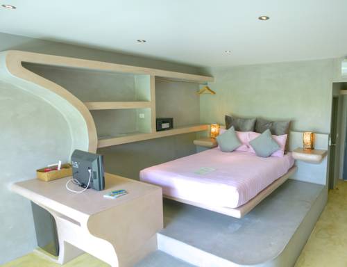 Imagen de la habitación del Hotel Le Divine Comedie Beach Resort. Foto 11