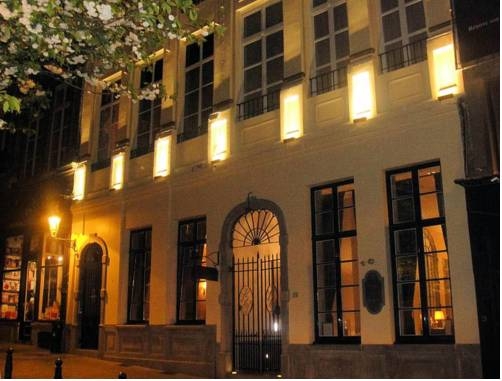 Imagen general del Hotel Le Dixseptième. Foto 6