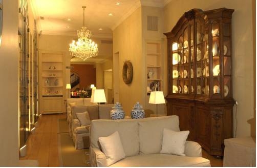 Imagen general del Hotel Le Dixseptième. Foto 7