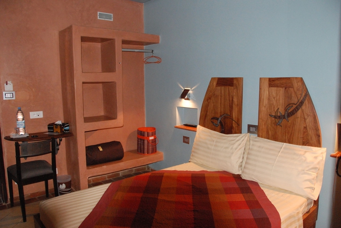 Imagen de la habitación del Hotel Le Djoloff. Foto 3