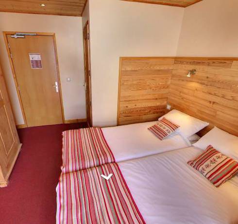 Imagen de la habitación del Hotel Le D&ocirc;me, Tignes. Foto 10