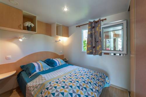 Imagen de la habitación del Hotel Le Domaine De Mesqueau. Foto 5