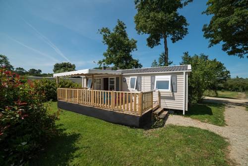 Imagen de la habitación del Hotel Le Domaine De Mesqueau. Foto 11