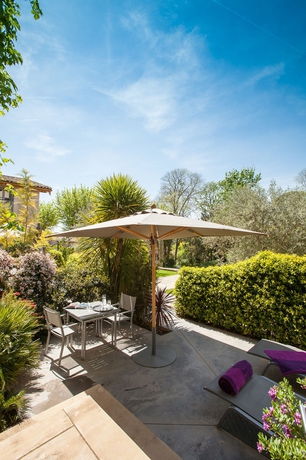 Imagen de los exteriores del Hotel Le Domaine De Verchant Relais and Châteaux. Foto 12