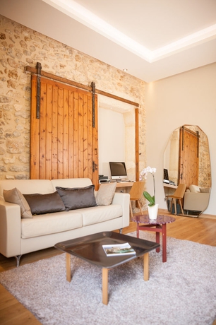 Imagen de la habitación del Hotel Le Domaine De Verchant Relais and Châteaux. Foto 8