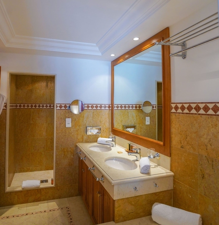 Imagen de la habitación del Hotel Le Domaine De l'Astragale. Foto 16