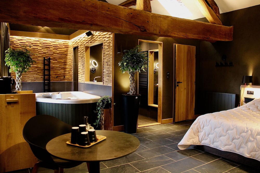 Imagen de la habitación del Hotel Le Domaine Des Pr&eacute;s Verts and Spa Vin&eacute;sime. Foto 9