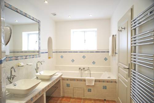 Imagen de la habitación del Hotel Le Domaine Du Colombier. Foto 13