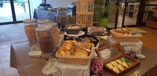 Imagen general del Hotel Le Domaine Du Thronnet. Foto 5