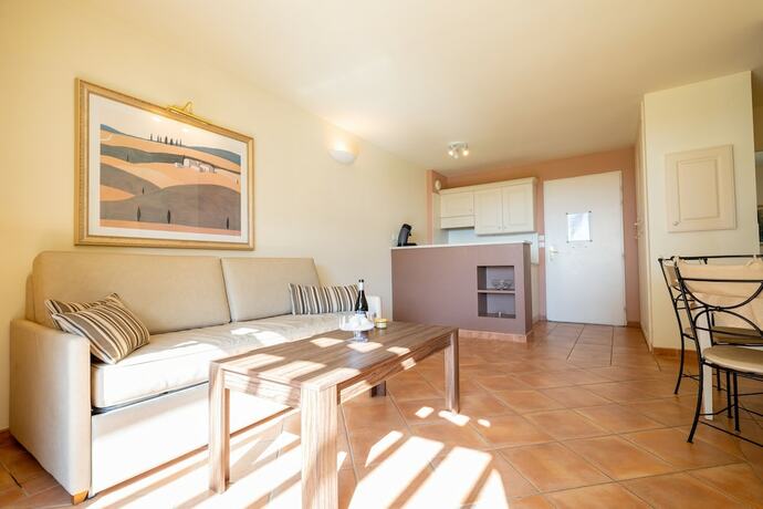 Imagen de la habitación del Hotel Le Domaine de Provence Country Club. Foto 16