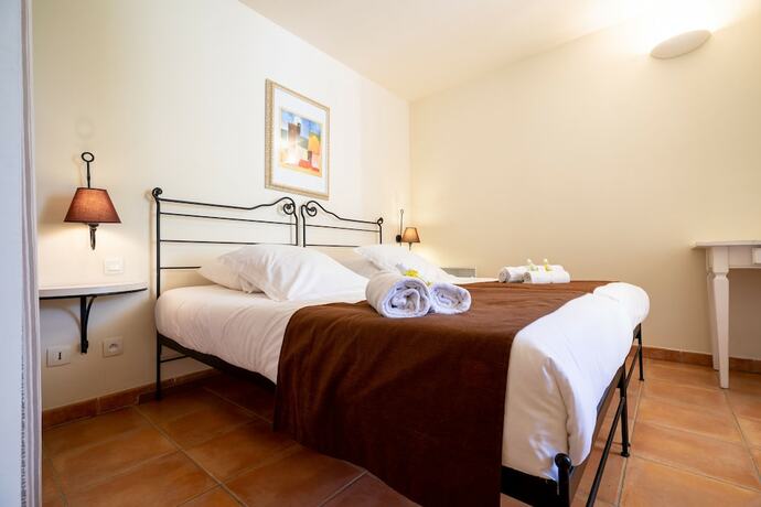 Imagen general del Hotel Le Domaine de Provence Country Club. Foto 7