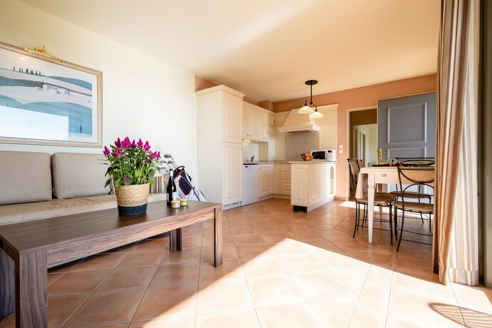 Imagen general del Hotel Le Domaine de Provence Country Club. Foto 13