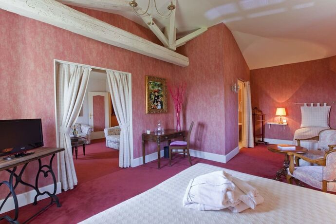 Imagen de la habitación del Hotel Le Domaine de la Colombière. Foto 18