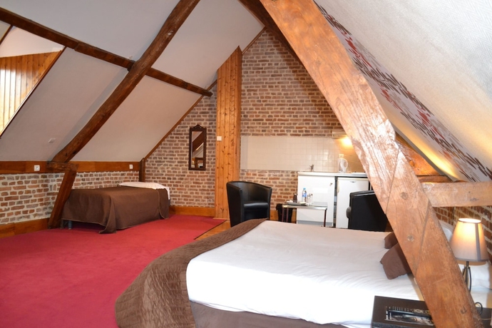 Imagen de la habitación del Hotel Le Domaine des Cigognes. Foto 2